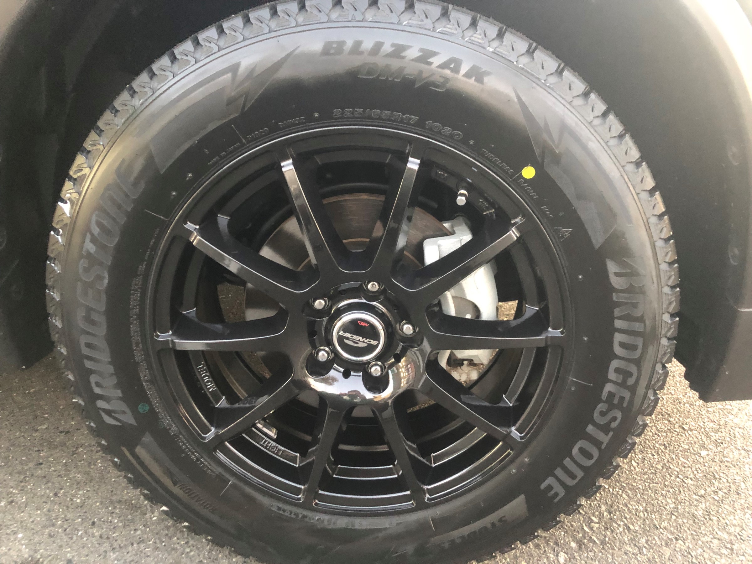 エクストレイル スタッドレスタイヤ取付け | 日産 エクストレイル