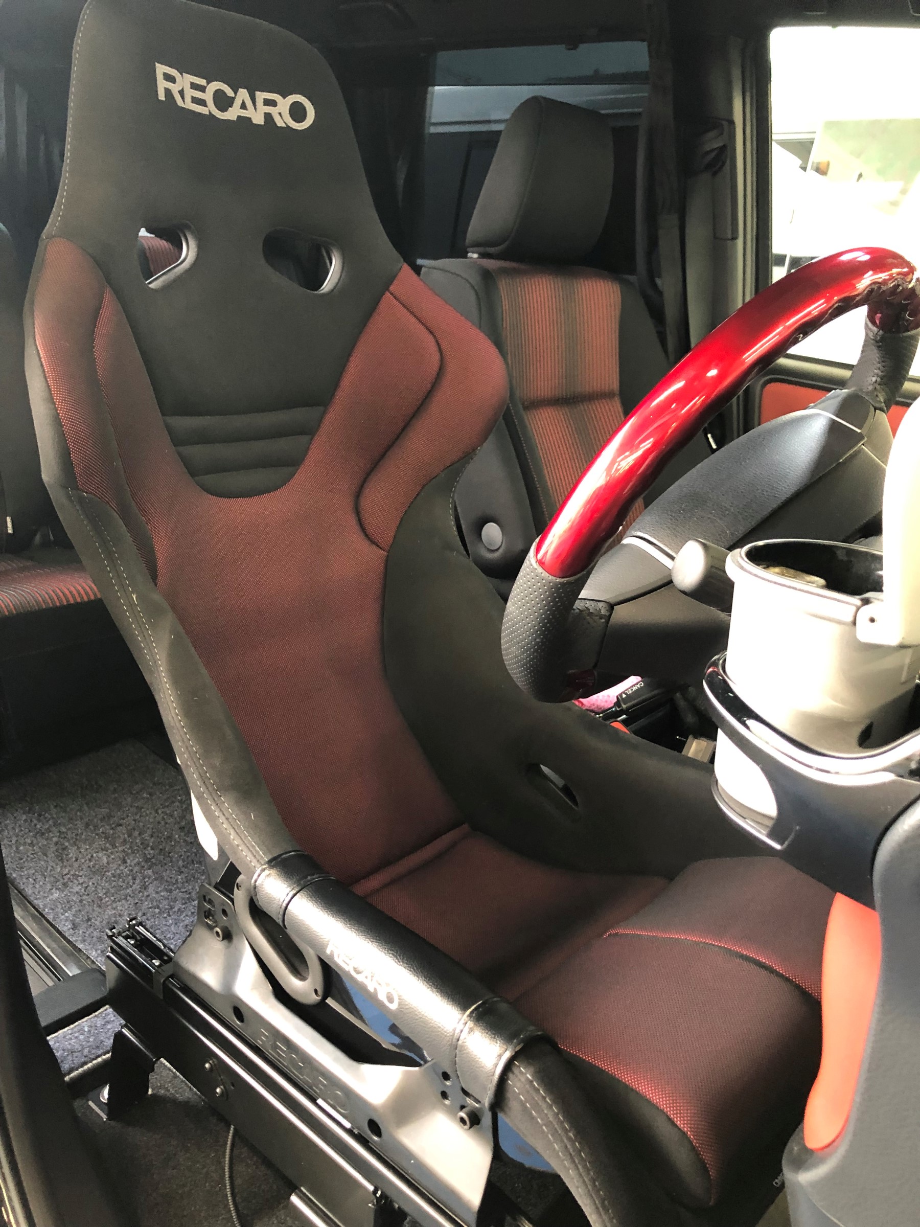 RECARO ＲS-G | 今日の旭川大雪通り店 | タイヤ館 旭川大雪通り