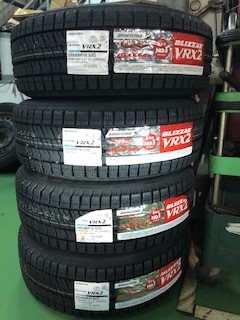 メルセデス・ベンツ Aクラス W177 冬タイヤ スタッドレスタイヤ装着