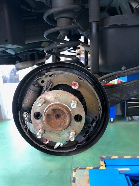 ☆超目玉】 NV100クリッパー EBD-DR17V 平成27年3月～ ブレーキパット