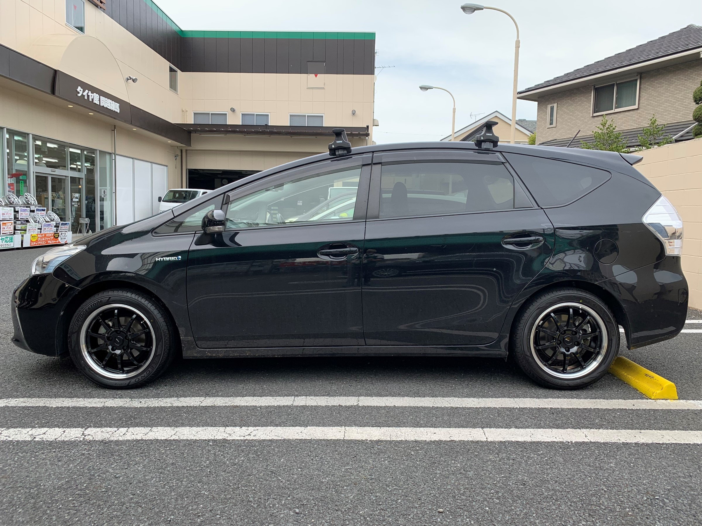 プリウスαにホイールセットをお取り付け！ | 店舗おススメ情報