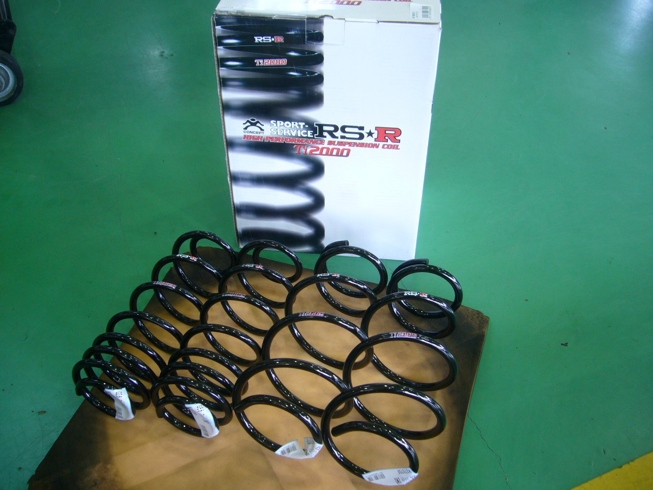 ホンダ フィット(GE6) RSR Ti2000 取り付け | 店舗おススメ情報