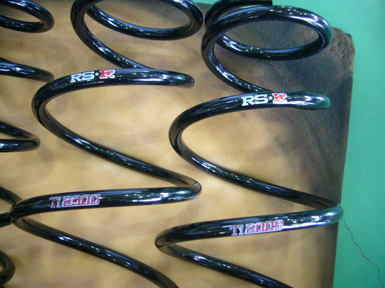 RG レーシングギア GE8 GE6 フィット用 ダウンサス rgdownsus.jpg