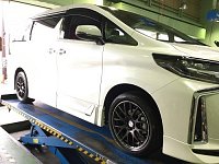 アルファード　１８インチ② 新車外し 美品】トヨタ 40 アルファード Z 純正 18in 7J +40