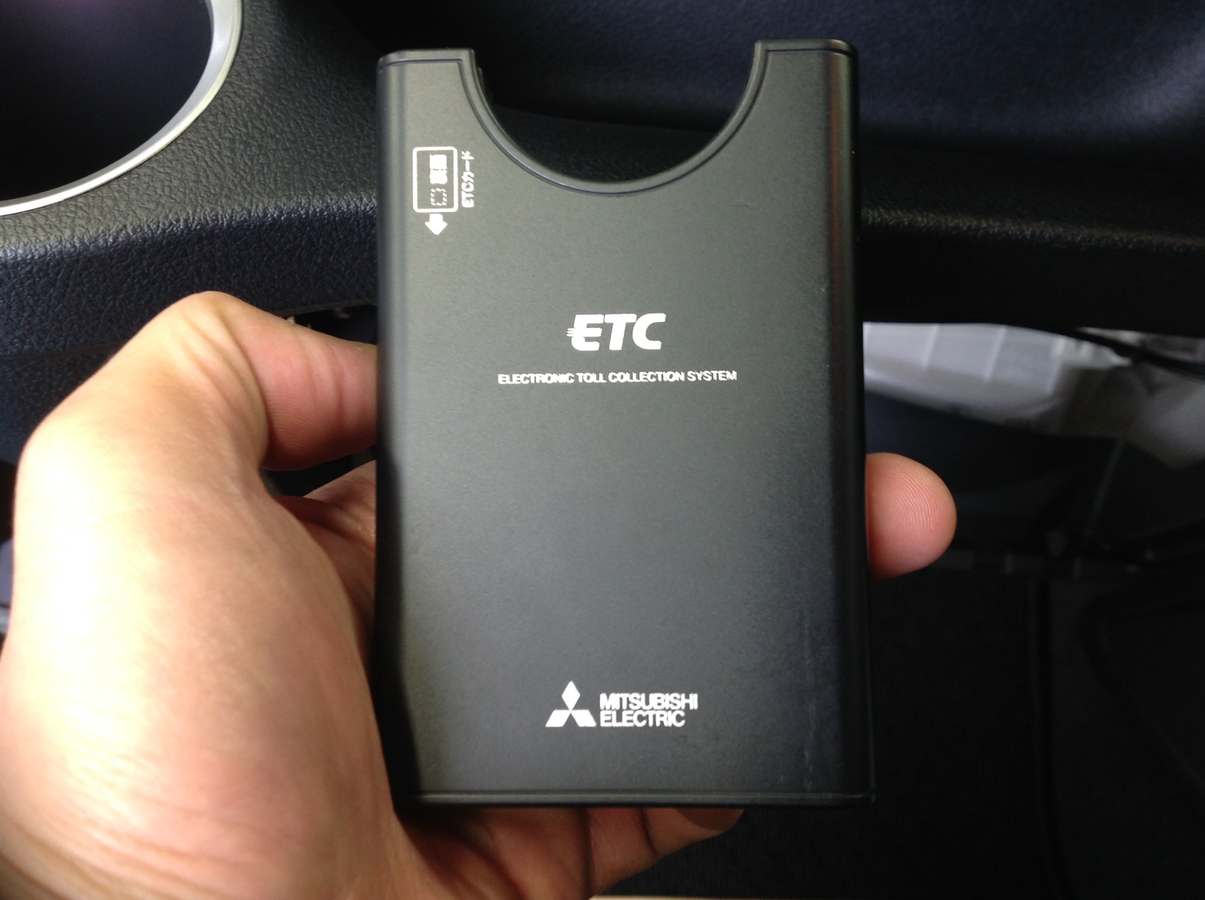 トヨタ シエンタ Etc取り付け トヨタ シエンタ サービス事例 タイヤ館 土浦北インター 茨城県のタイヤ カー用品ショップ タイヤからはじまる トータルカーメンテナンス タイヤ館グループ