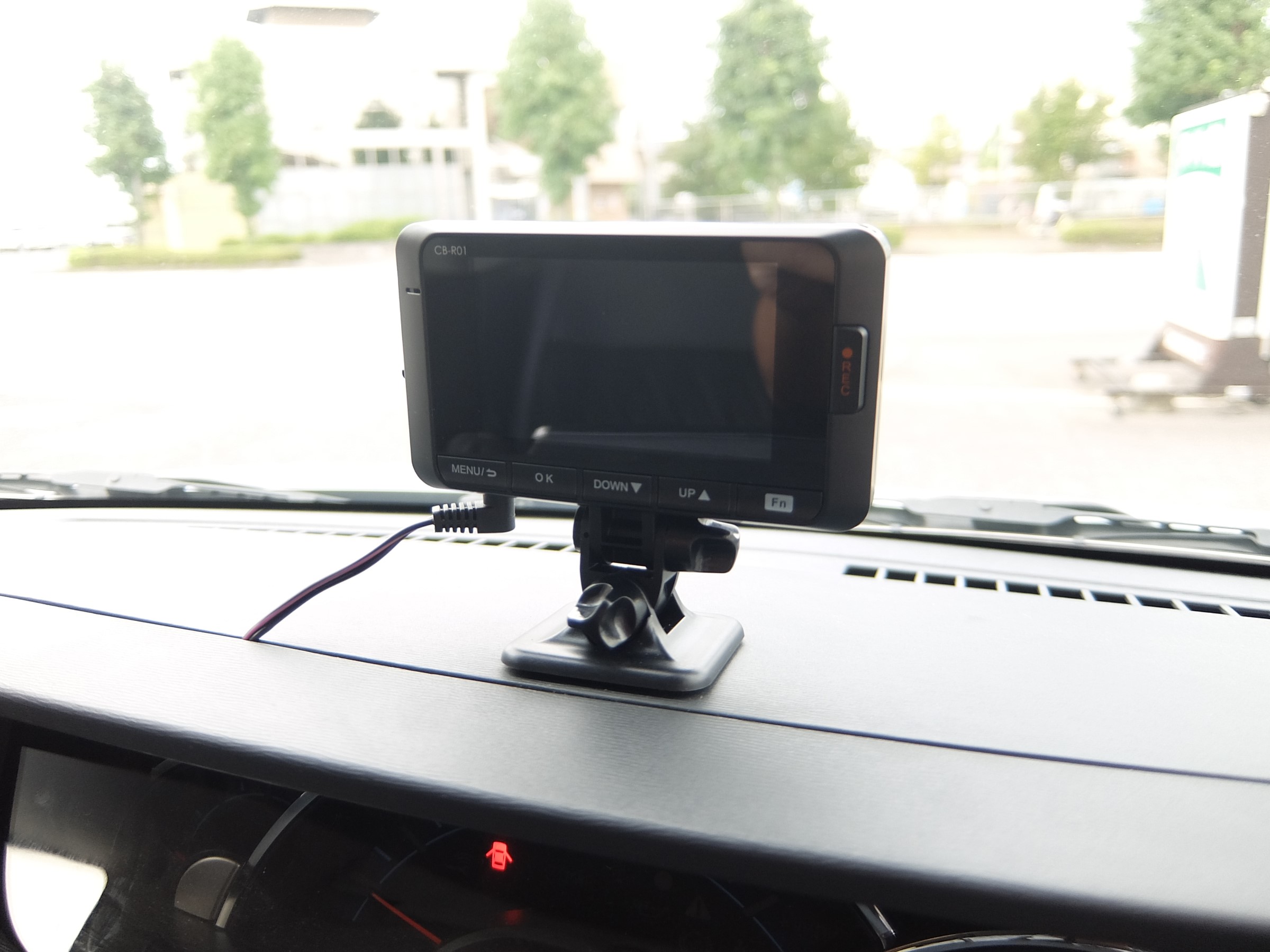 ダイハツ タント ｌａ６１０ｓ ドライブレコーダー レーダー探知機取付け ダイハツ タント その他 サービス事例 タイヤ館 うしく上柏田 茨城県のタイヤ カー用品ショップ タイヤからはじまる トータルカーメンテナンス タイヤ館グループ