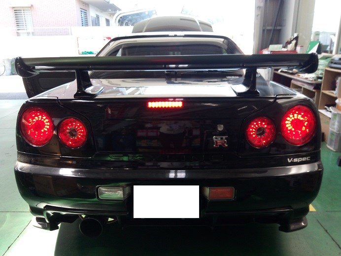34GT-R ブレーキランプ ４灯化 | 日産 スカイラインGT-R その他 パーツ