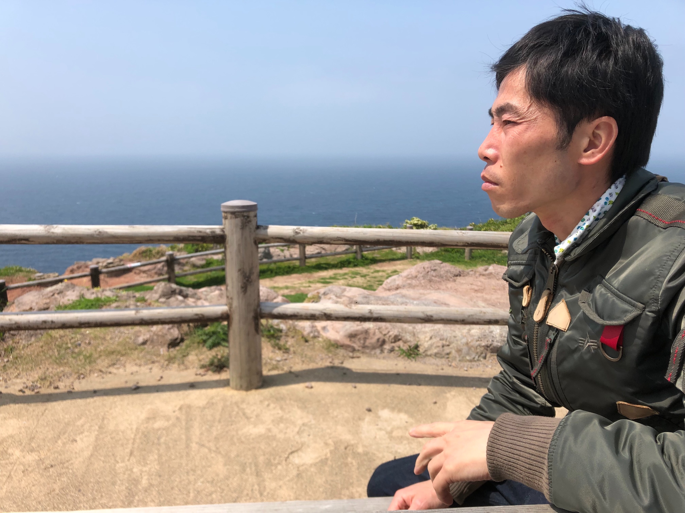 今村さん、何を思い遠くを見つめたものか。