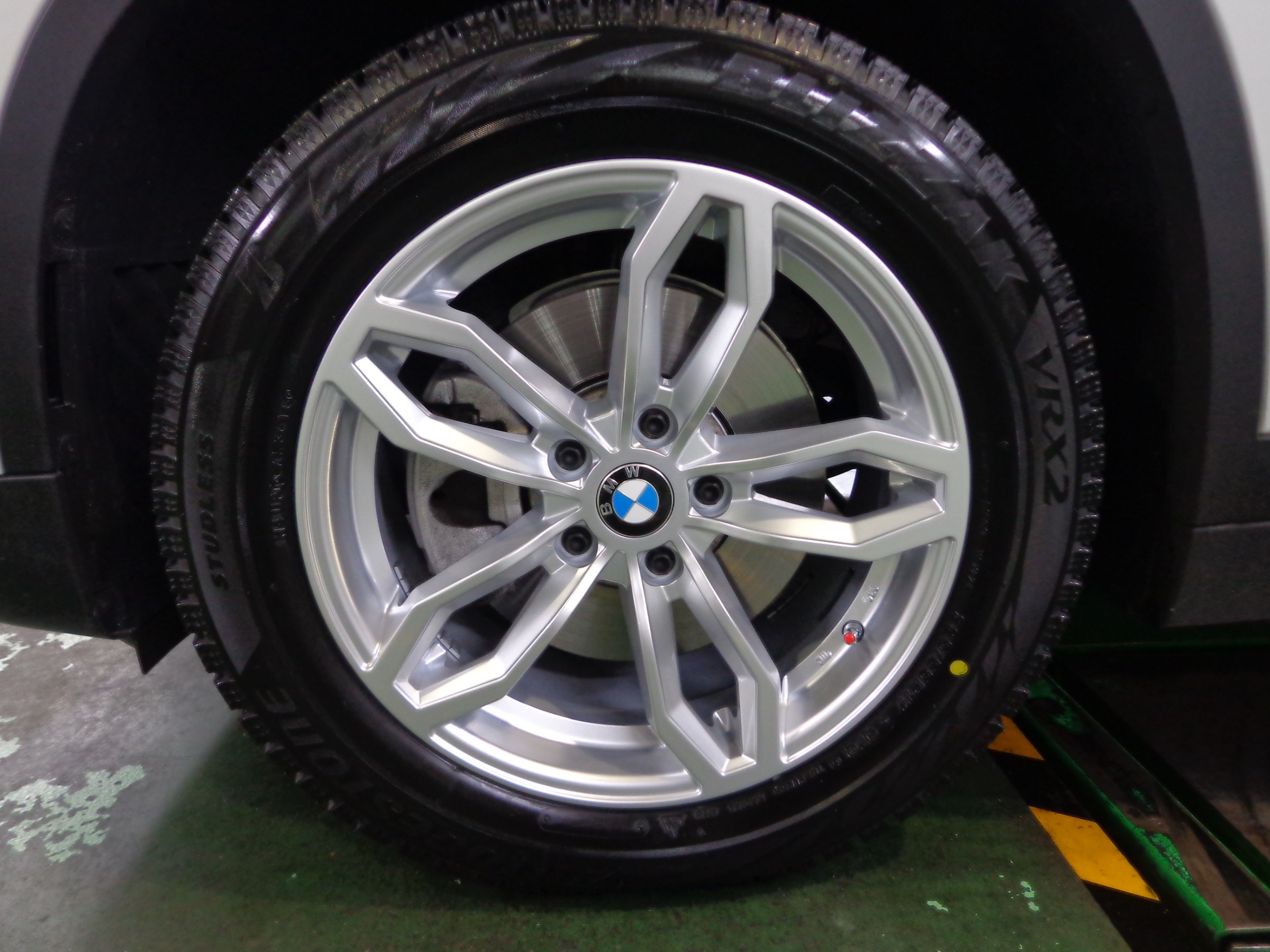 新作揃え BMW X1 2015〜 F48 スタッドレス アルミホイル4本