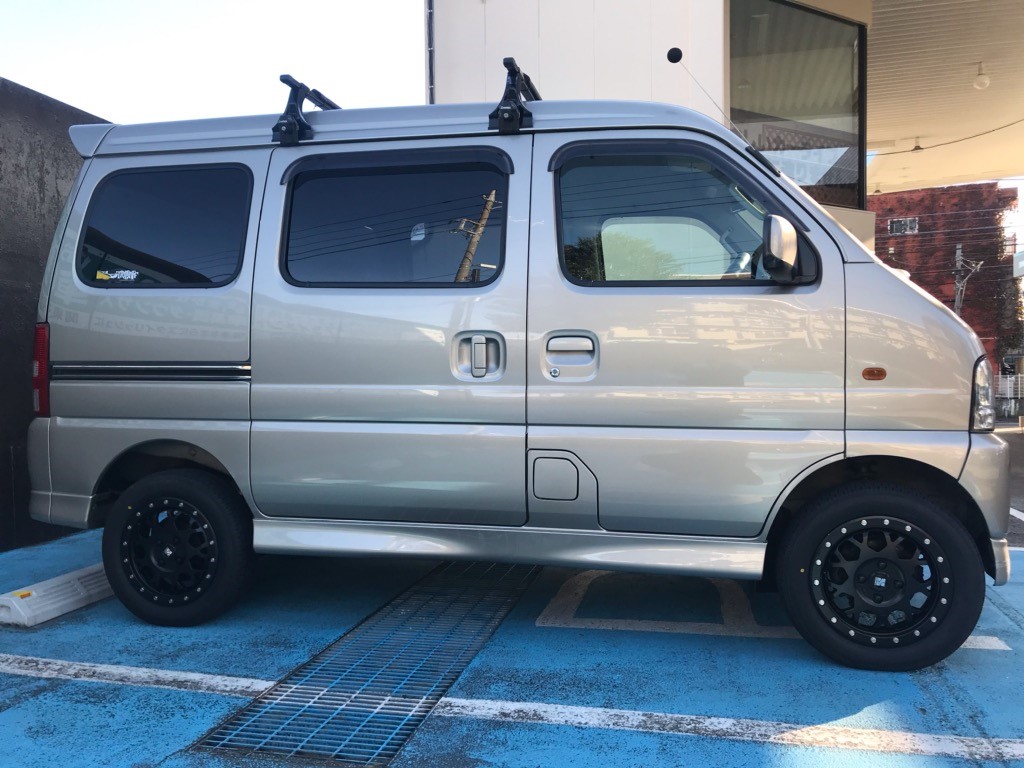 スズキ エブリイ（DA62W) 車高アップとタイヤホイールセット 取付