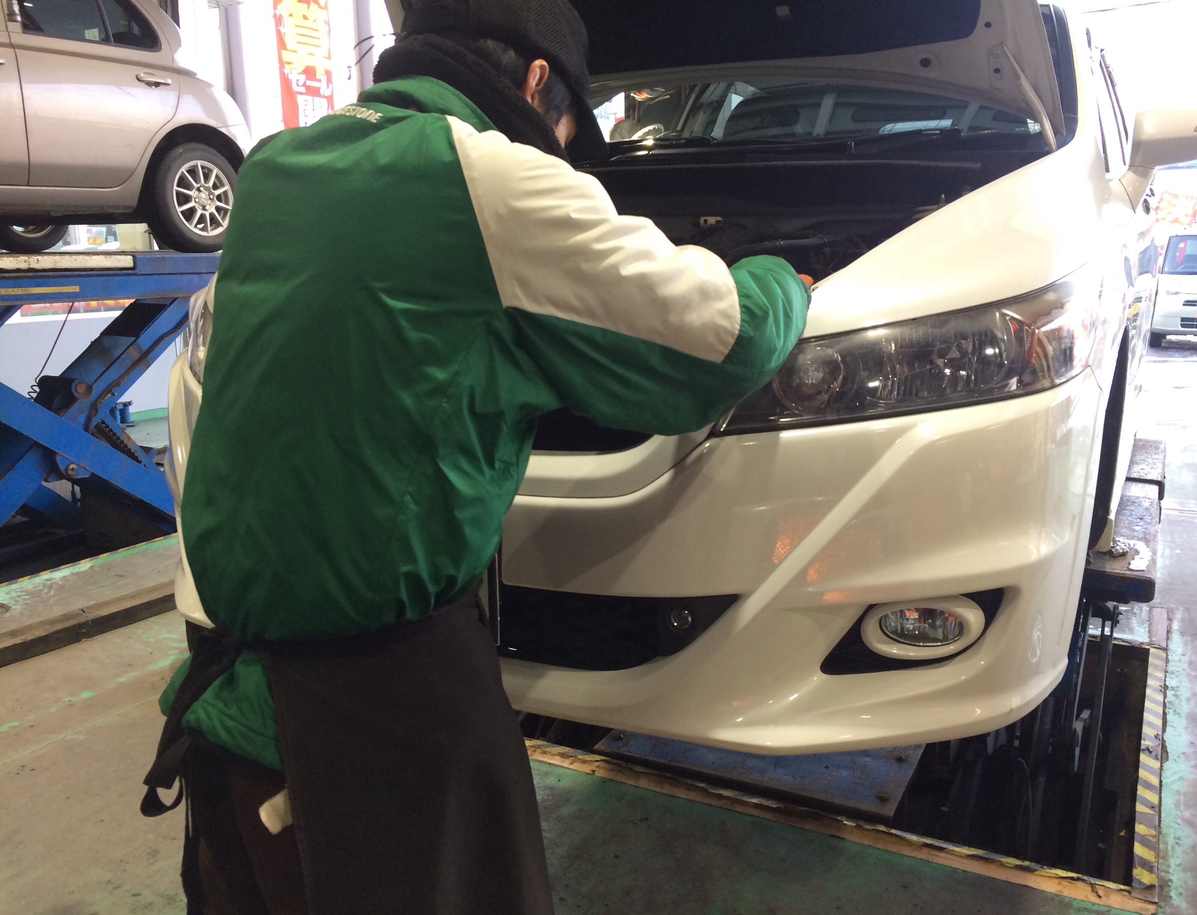 ストリーム フォグ Piaa ワイドビームled 取付 スタッフ日記 タイヤ館 平岡 タイヤからはじまる トータルカーメンテナンス タイヤ館グループ