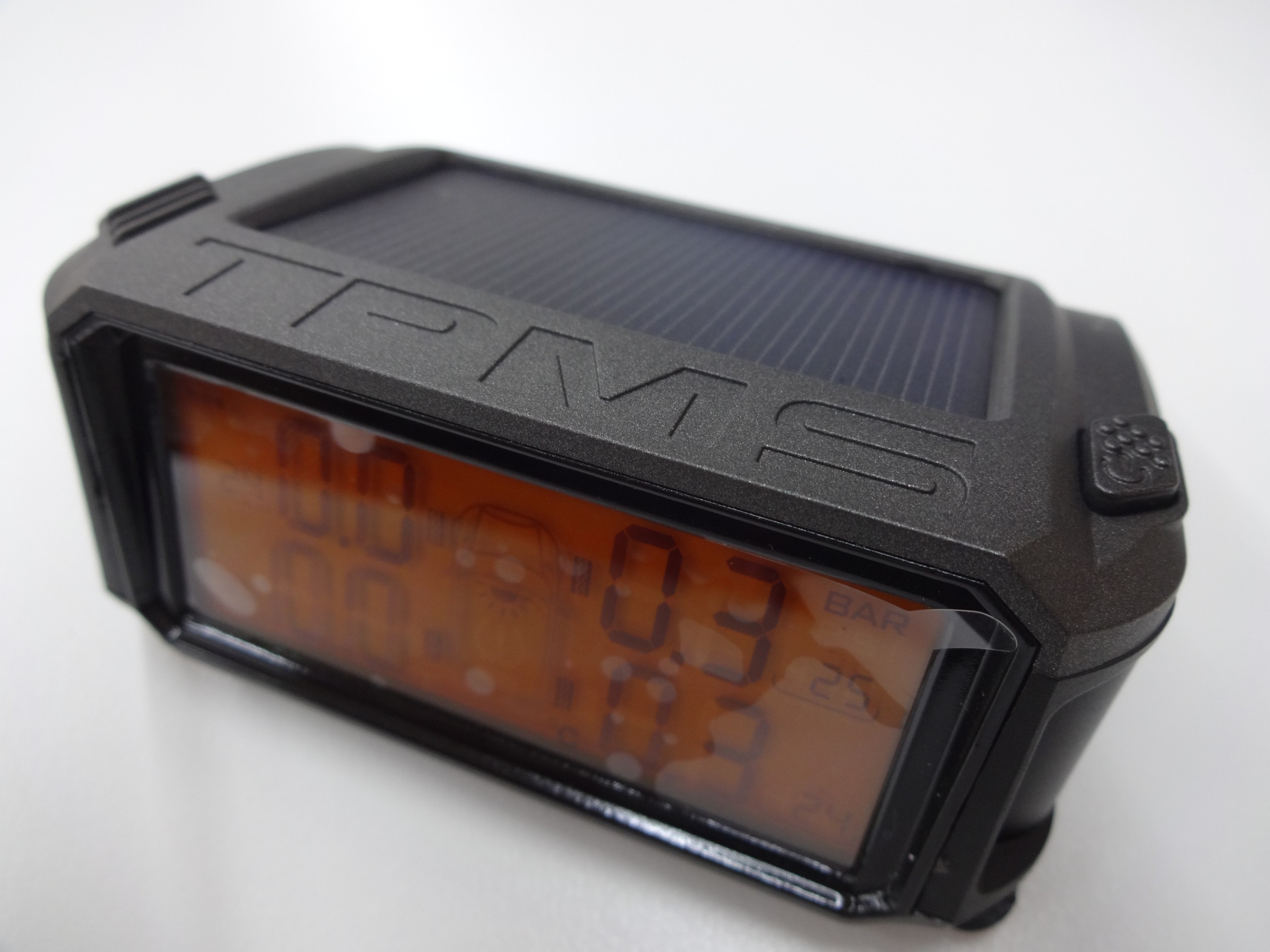 取付簡単！タイヤ空気圧モニタリングシステム | 店舗おススメ情報