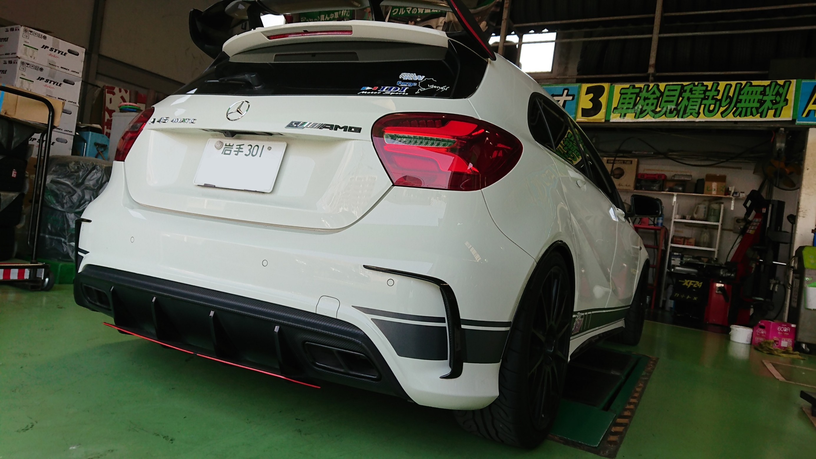 ベンツA45 AMG エディション1 純正サスペンション