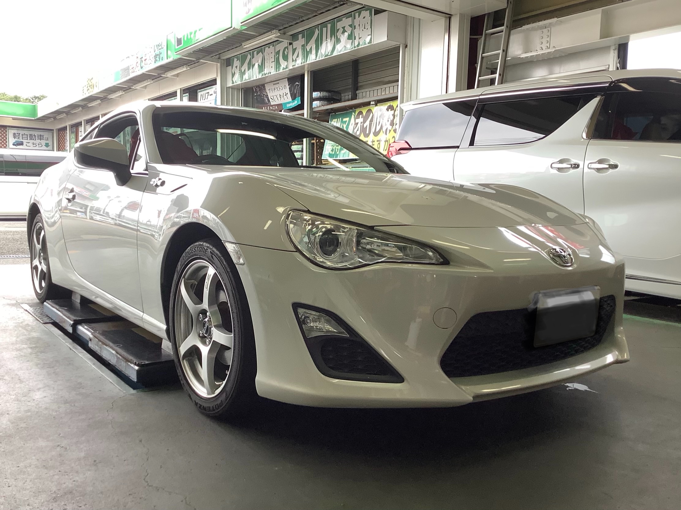 持込取付ご相談下さい！エアロパーツ編  トヨタ 86 その他 パーツ取付 