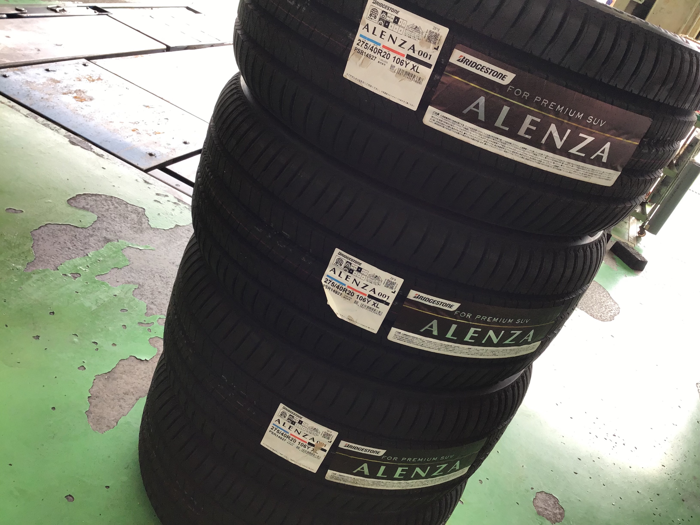 ランドローバ レンジローバースポーツ タイヤ交換 | ランドローバー
