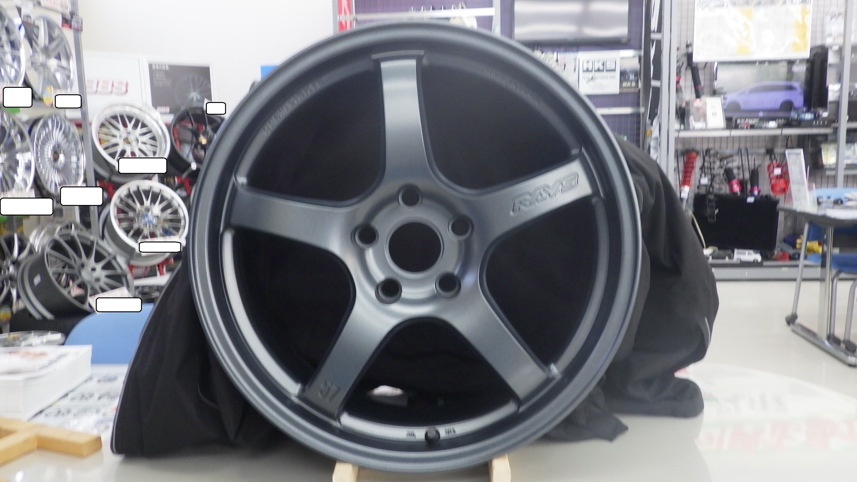 RAYS（レイズ）グラムライツ57CR | ホイール | 商品情報 | タイヤ館 福島北