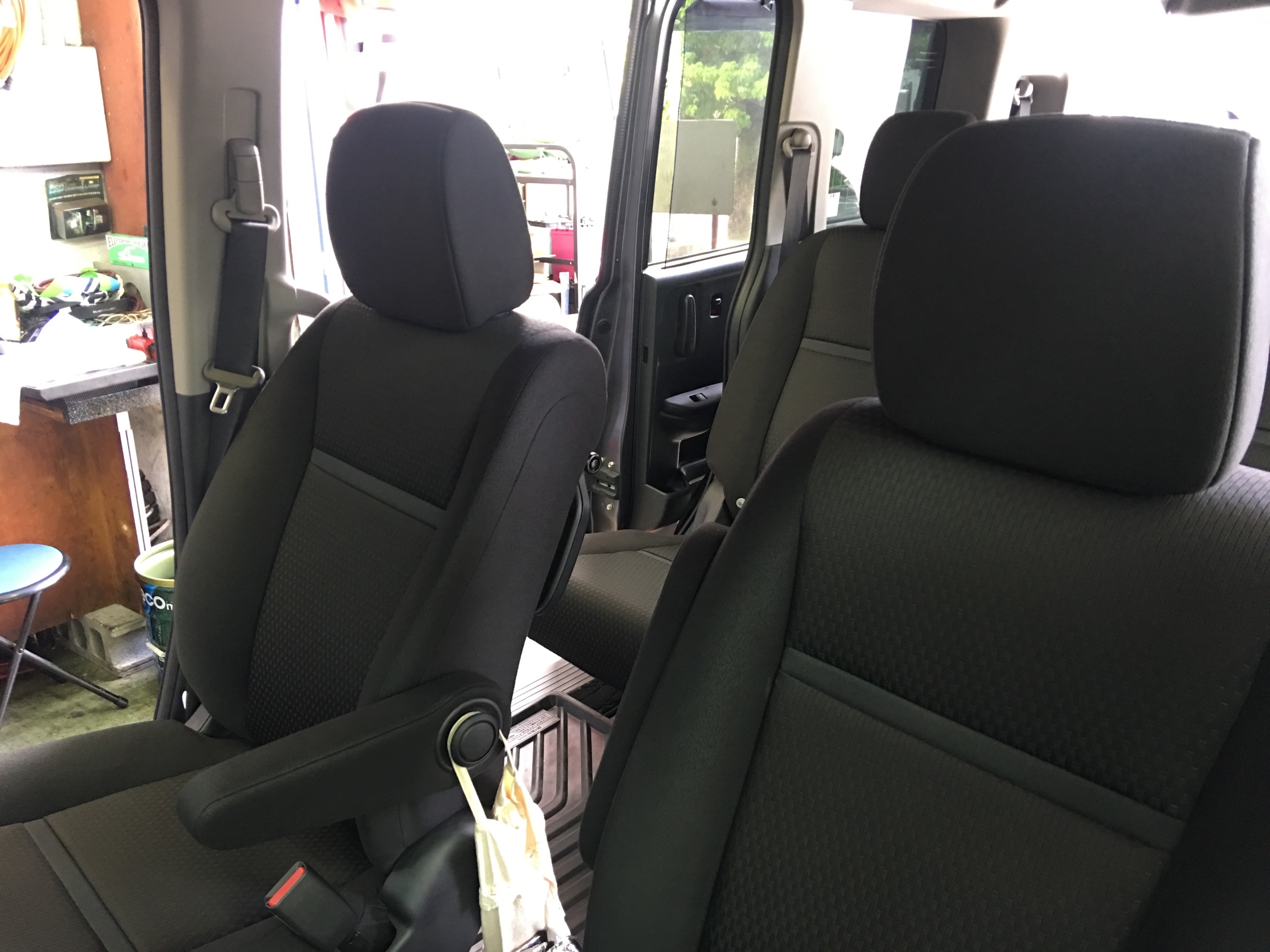 ステップワゴン Rp5 シートカバー取り付け ホンダ ステップワゴン その他 パーツ取付 各種用品取付 スタッフ日記 タイヤ館 小禄