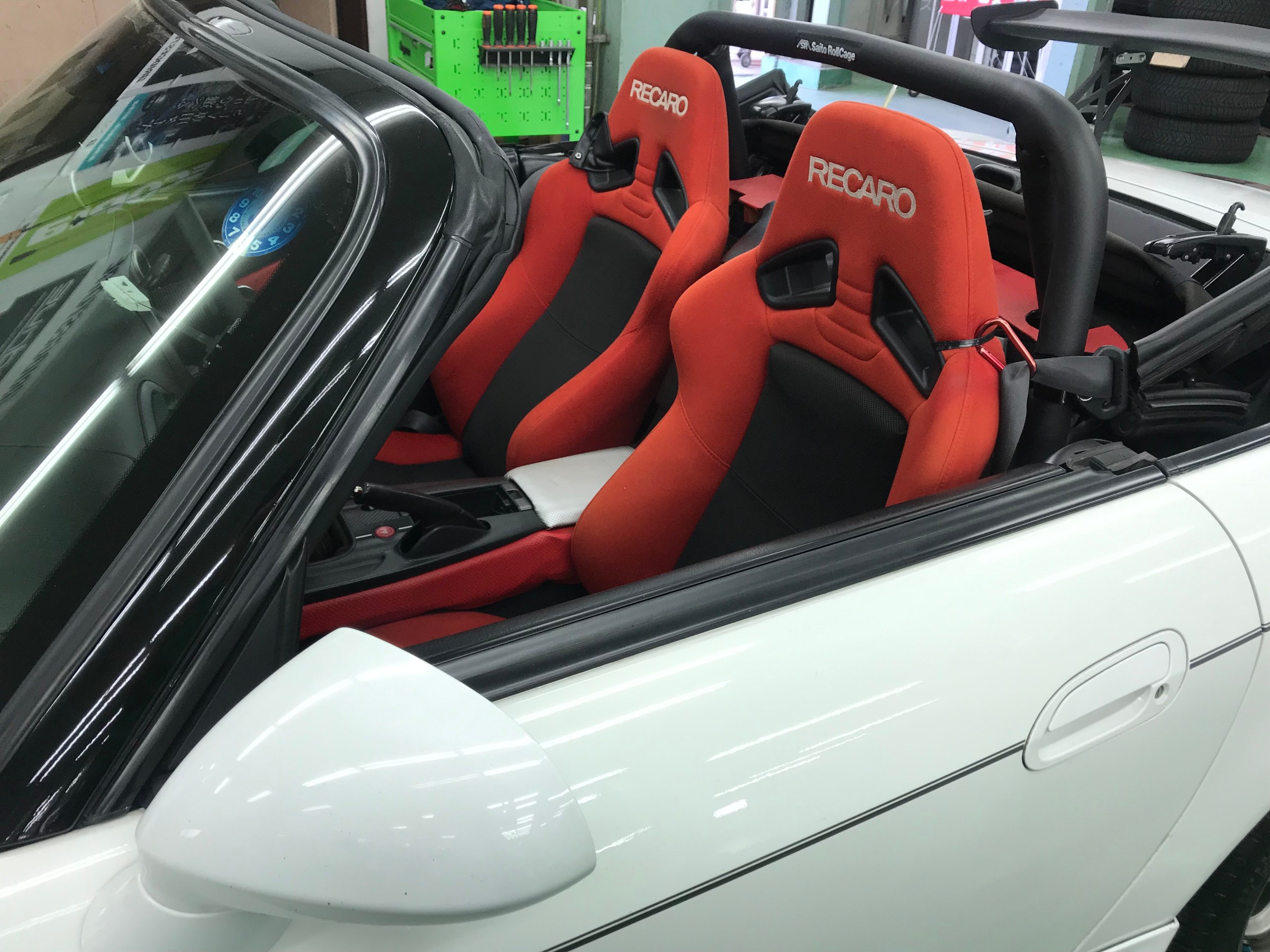 Recaro Rs Gs お取り付け スタッフ日記 タイヤ館 高島平 東京都のタイヤ カー用品ショップ タイヤからはじまる トータルカーメンテナンス タイヤ館グループ