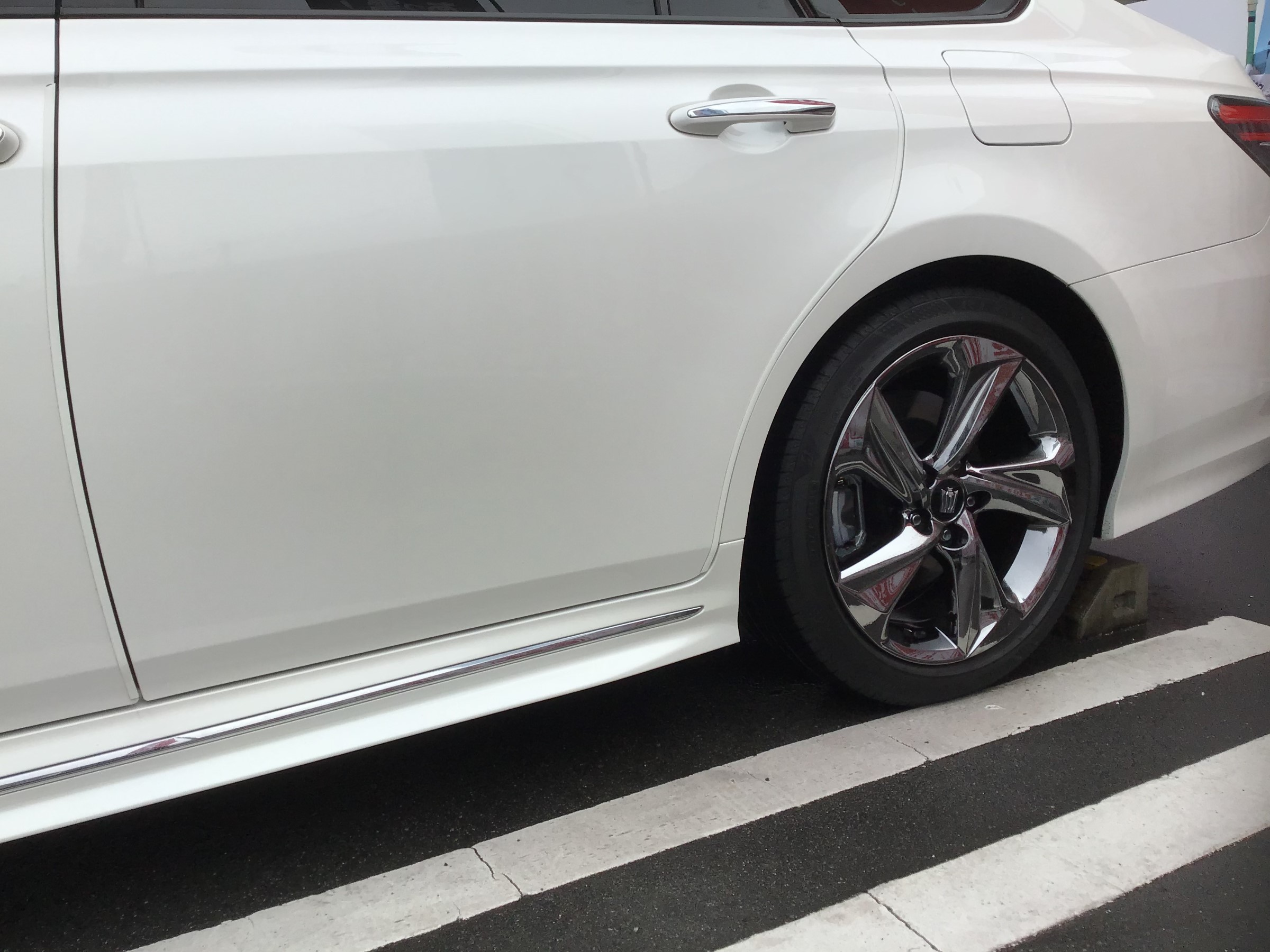 トヨタ クラウン GWS224にダウンサスRS☆R Ti2000お取り付け