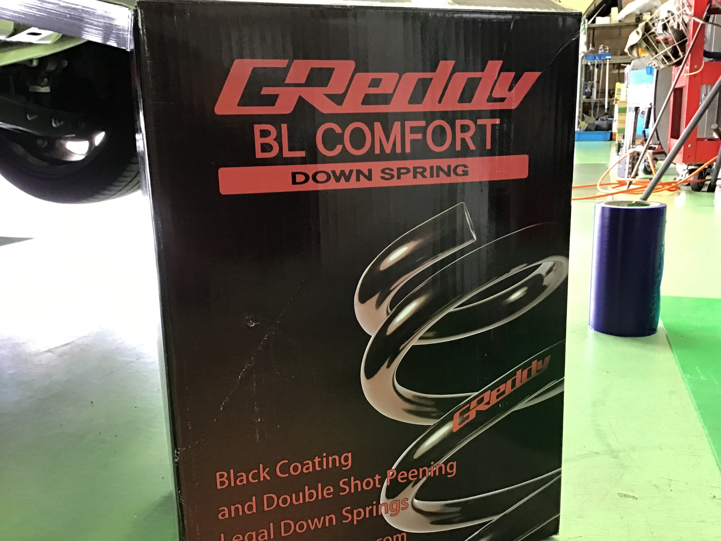 トヨタ8６にgreddy ダウンサスをお取り付け トヨタ 86 スタッフ日記 タイヤ館 松原 大阪府 和歌山県のタイヤからはじまる トータルカーメンテナンス タイヤ館グループ