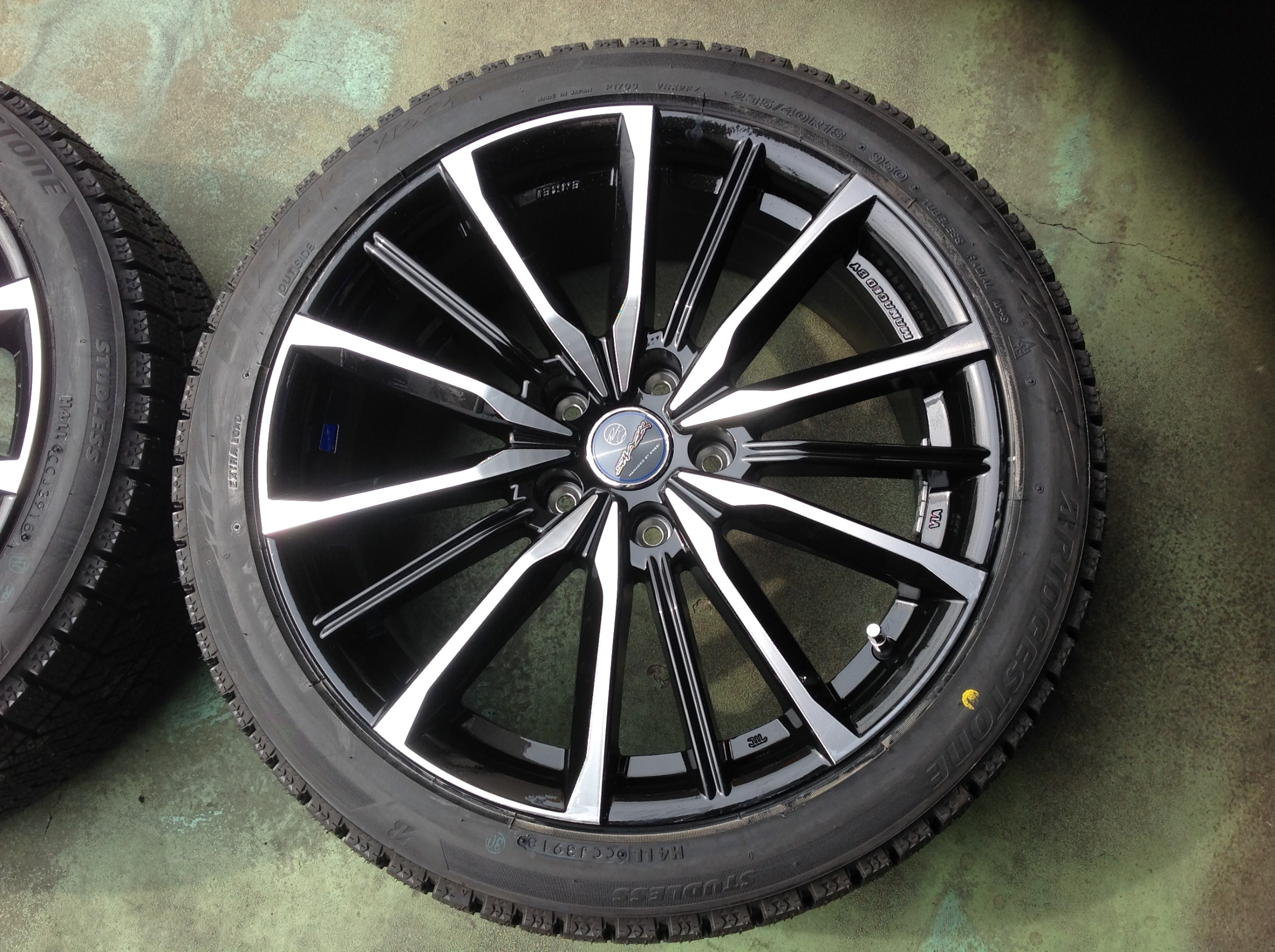 スタッドレスタイヤとアルミホイールセット | 店舗おススメ情報
