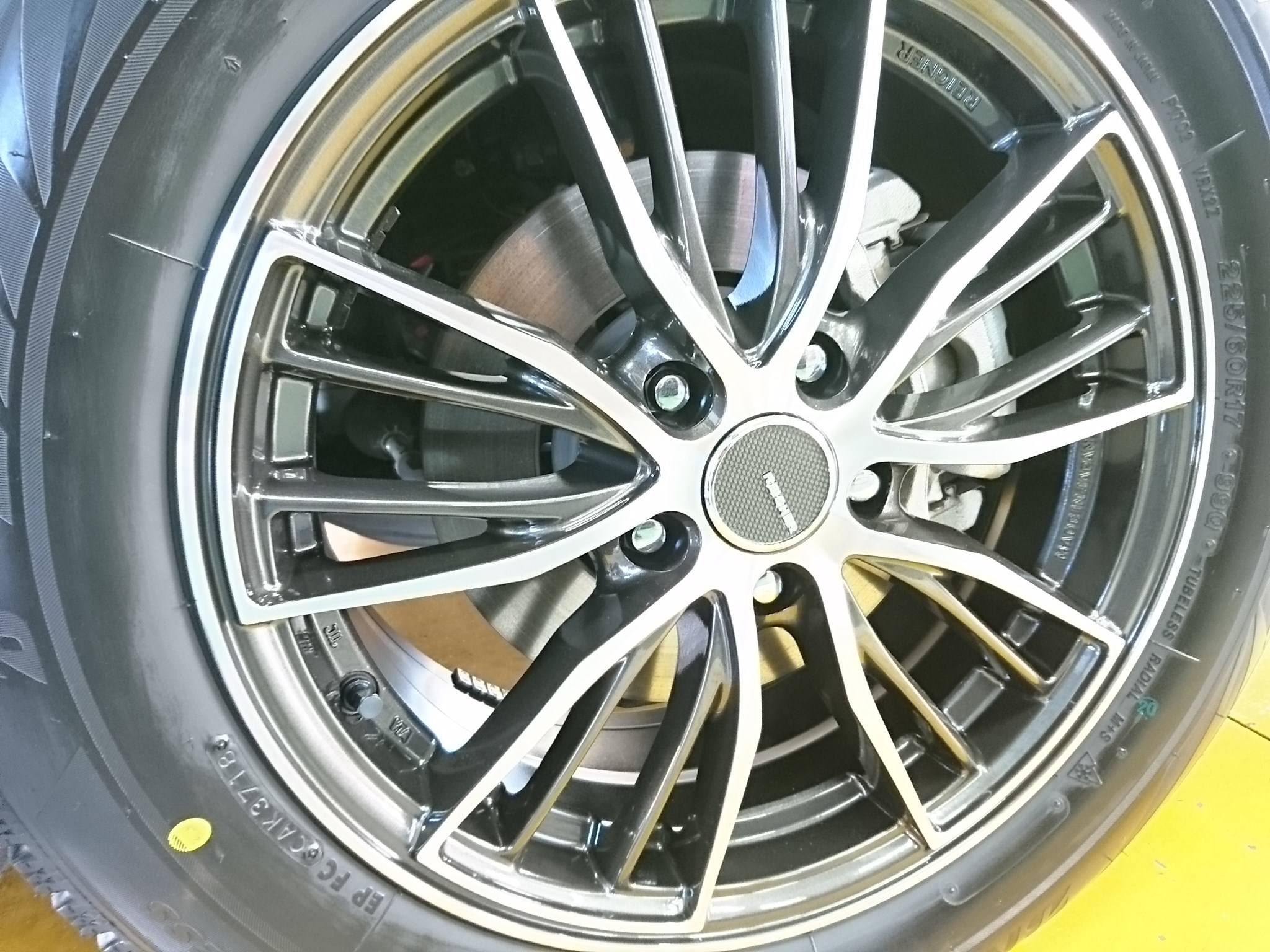 楽天市場】アルファード（スタッドレスタイヤ・ホイールセット｜タイヤ・ホイールセット）：タイヤ・ホイール<車用品<車用品・バイク用品の通販