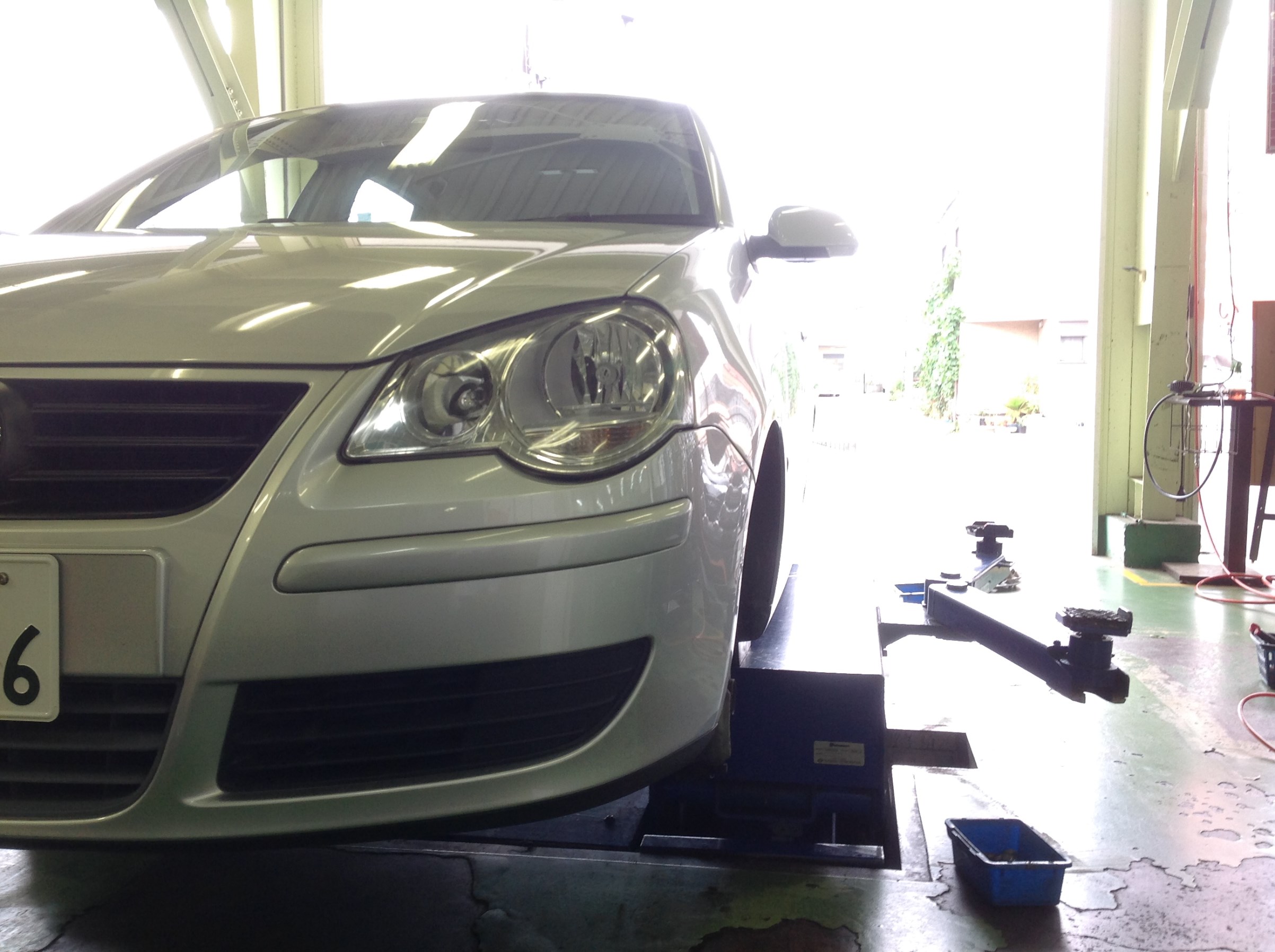 VWポロ(9N型)...ホイール交換 | フォルクスワーゲン ポロ ホイール