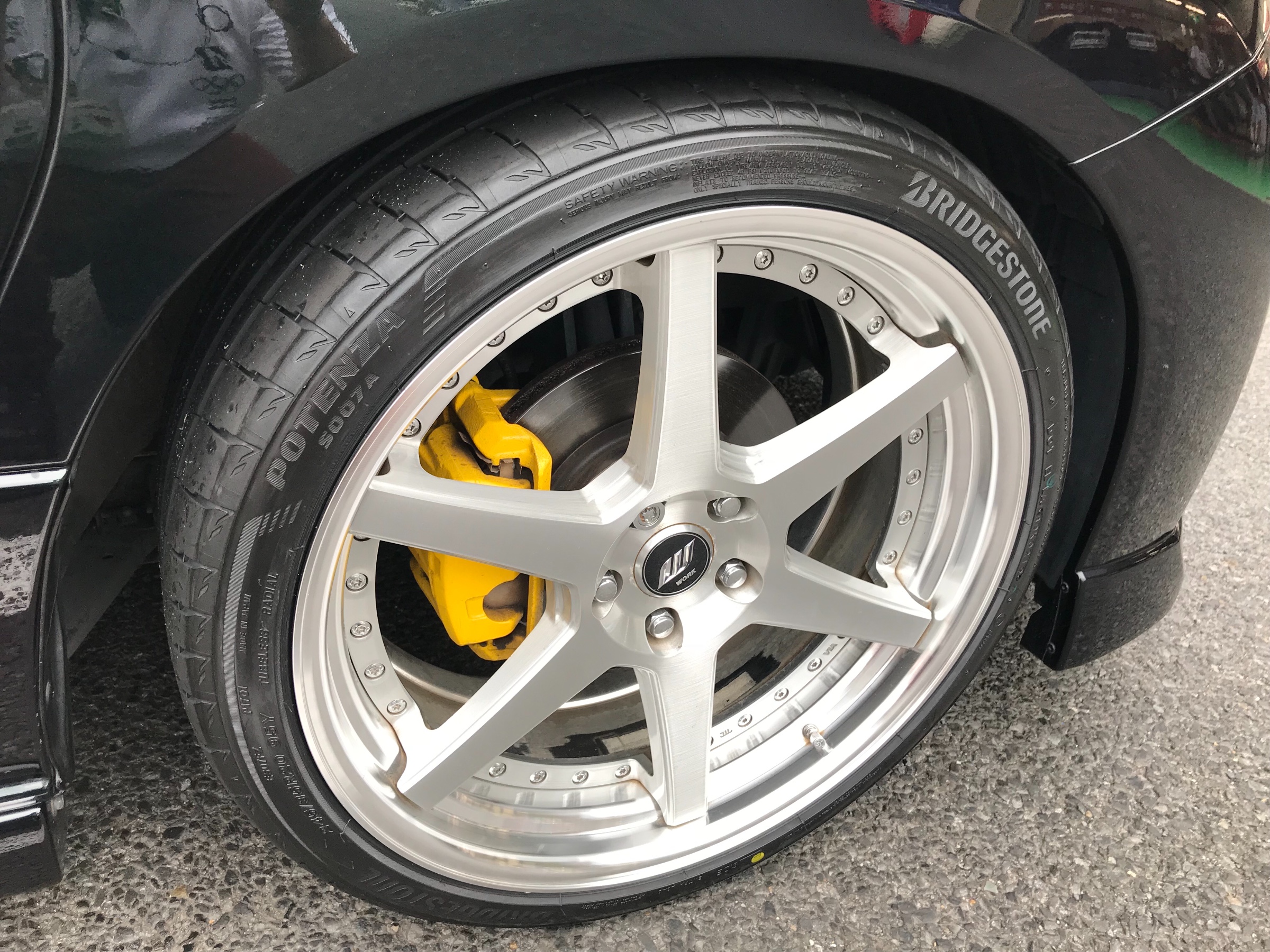 E51エルグランドのタイヤ交換致しました！！ | 日産 エルグランド
