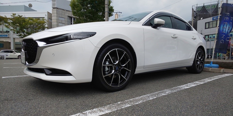 MAZDA３にホイール装着しました！ | スタッフ日記 | タイヤ館 西宮