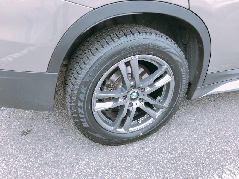 BMW X1 スタッドレスタイヤ取付 | 店舗おススメ情報 | タイヤ館