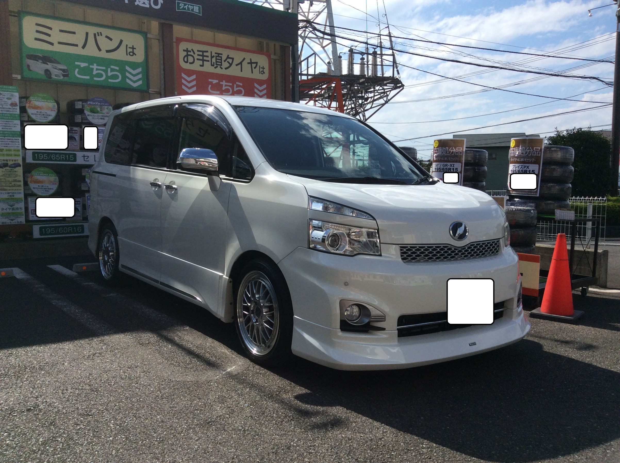 VOXY(ZRR70) BLITZ車高調(ZZ-R)取付け | 店舗おススメ情報