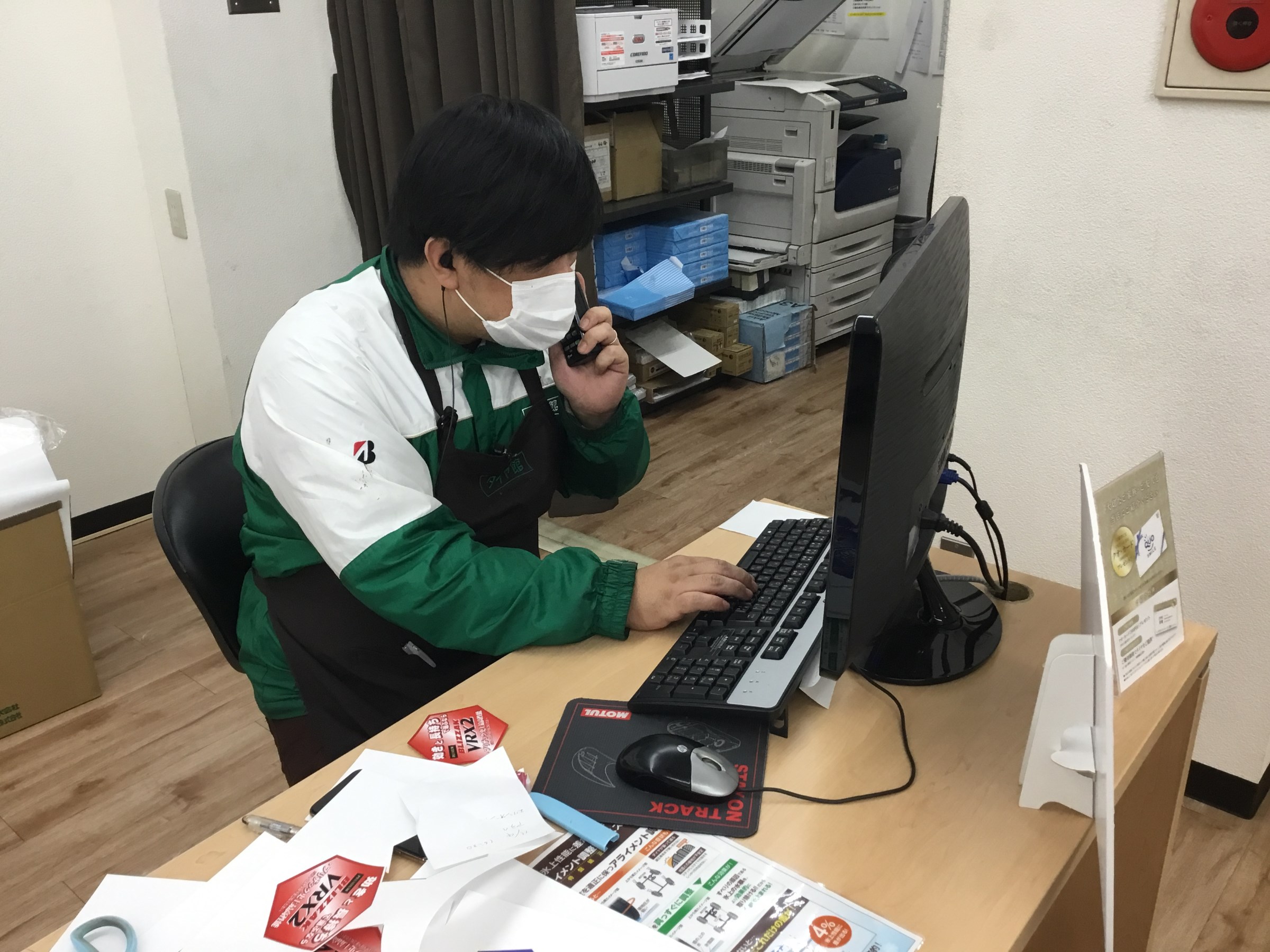 作業予約もパソコン管理です。