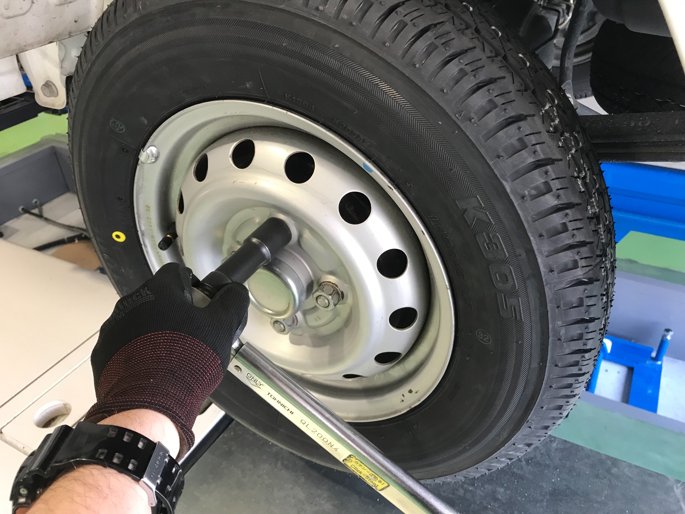 ニッサン NT100 クリッパーのタイヤ交換をしました♫ | 日産