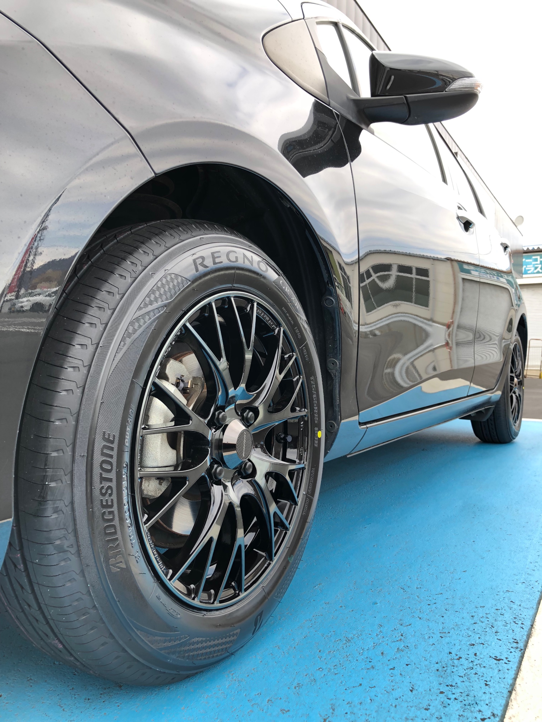 ヴィッツ weds sport SA-20R装着！ | トヨタ ヴィッツ タイヤ タイヤ