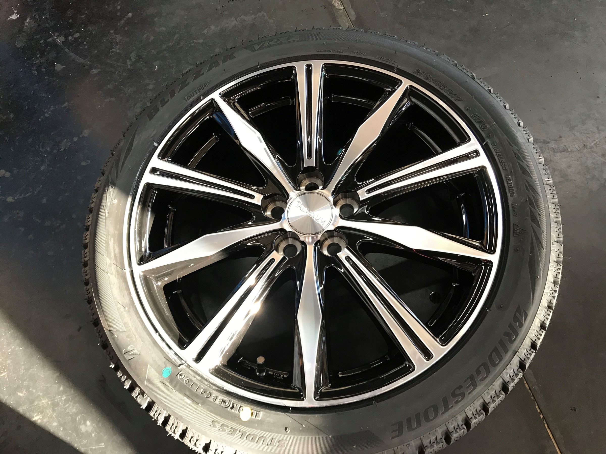 バルミナ K10 15インチ アルミホイール スタッドレス プリウス 86 新型プリウスにスタッドレス装着！VRX2+バルミナK10 | 店舗おススメ