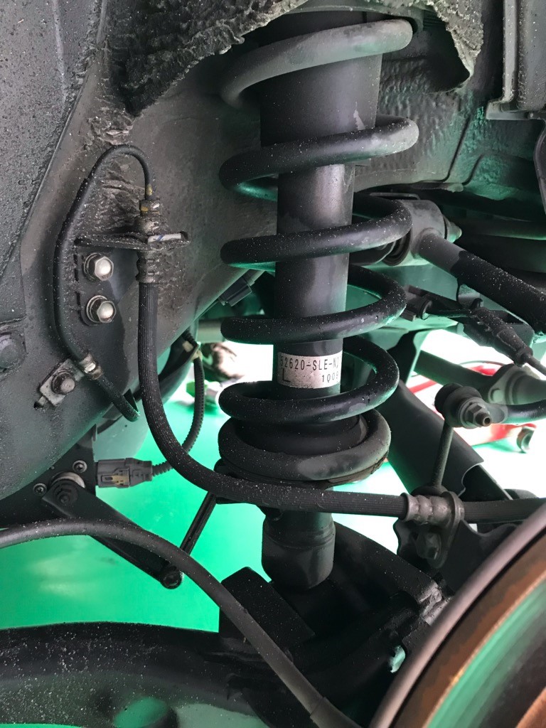 ホンダ オデッセイRB3 KYB NEW SR ショックアブソーバー＆ブレーキ