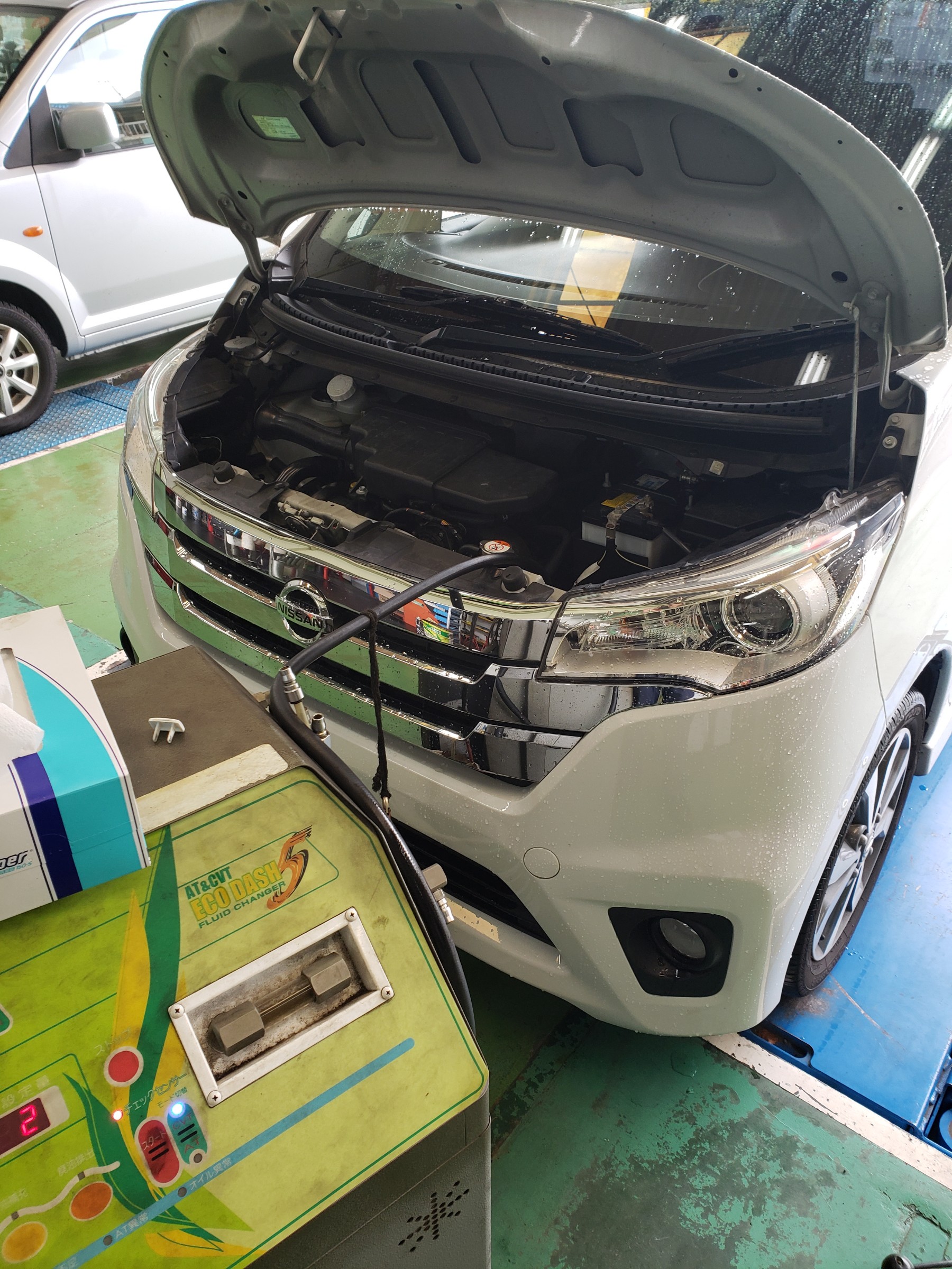 Cvt オイル交換 日産 デイズ スタッフ日記 タイヤ館 ヒロ タイヤからはじまる トータルカーメンテナンス タイヤ館グループ