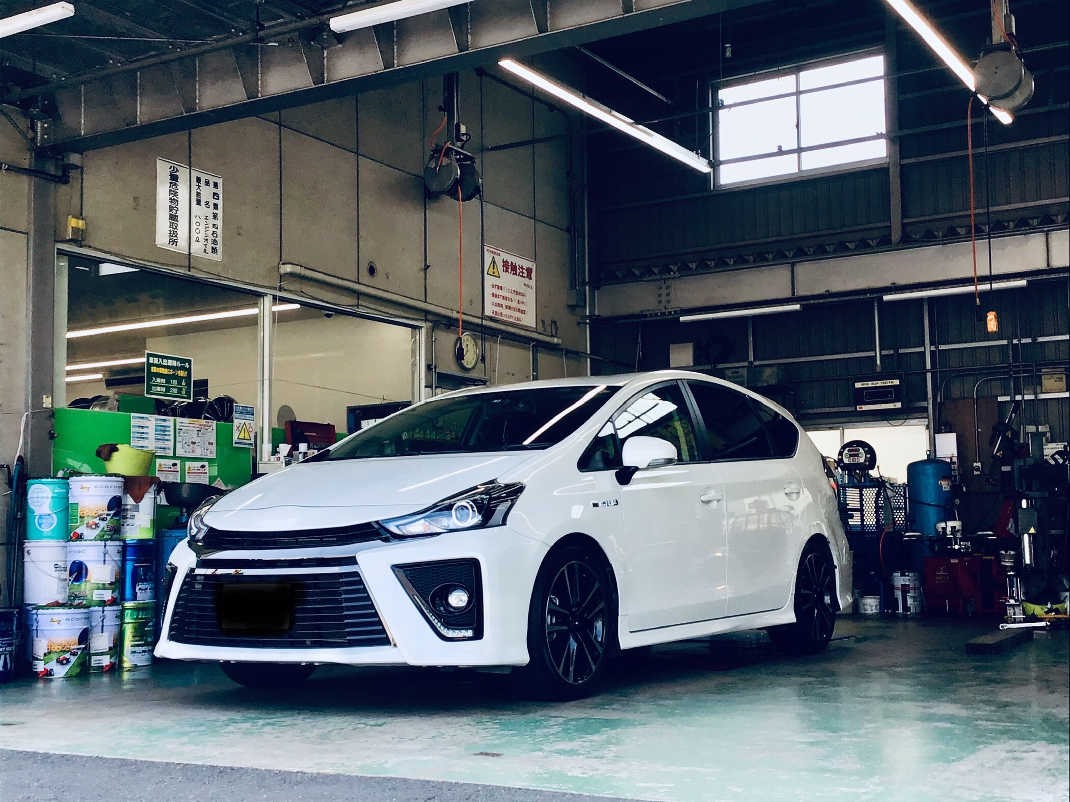 Toyota プリウスa G S Regno Xii アライメント調整 トヨタ プリウスa タイヤ タイヤ ホイール関連 タイヤ ホイール交換 サービス事例 タイヤ館 ２９４谷和原ｲﾝﾀｰ 茨城県のタイヤ カー用品ショップ タイヤからはじまる トータルカーメンテナンス タイヤ館