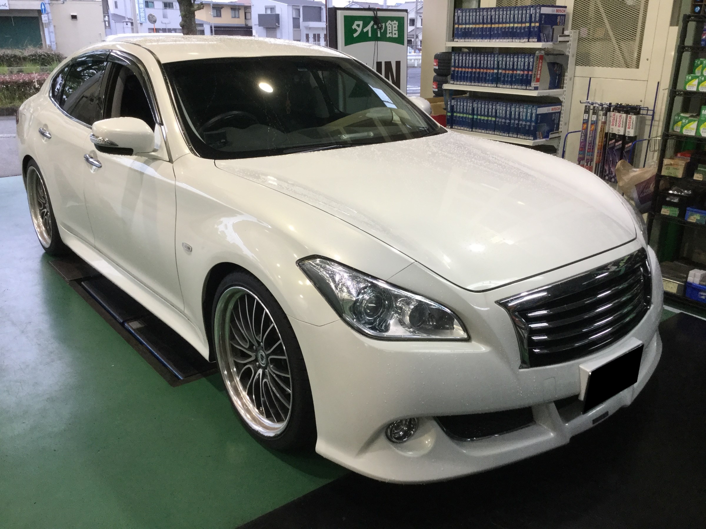 フーガにホイール交換！ | 日産 フーガ ホイール タイヤ・ホイール関連