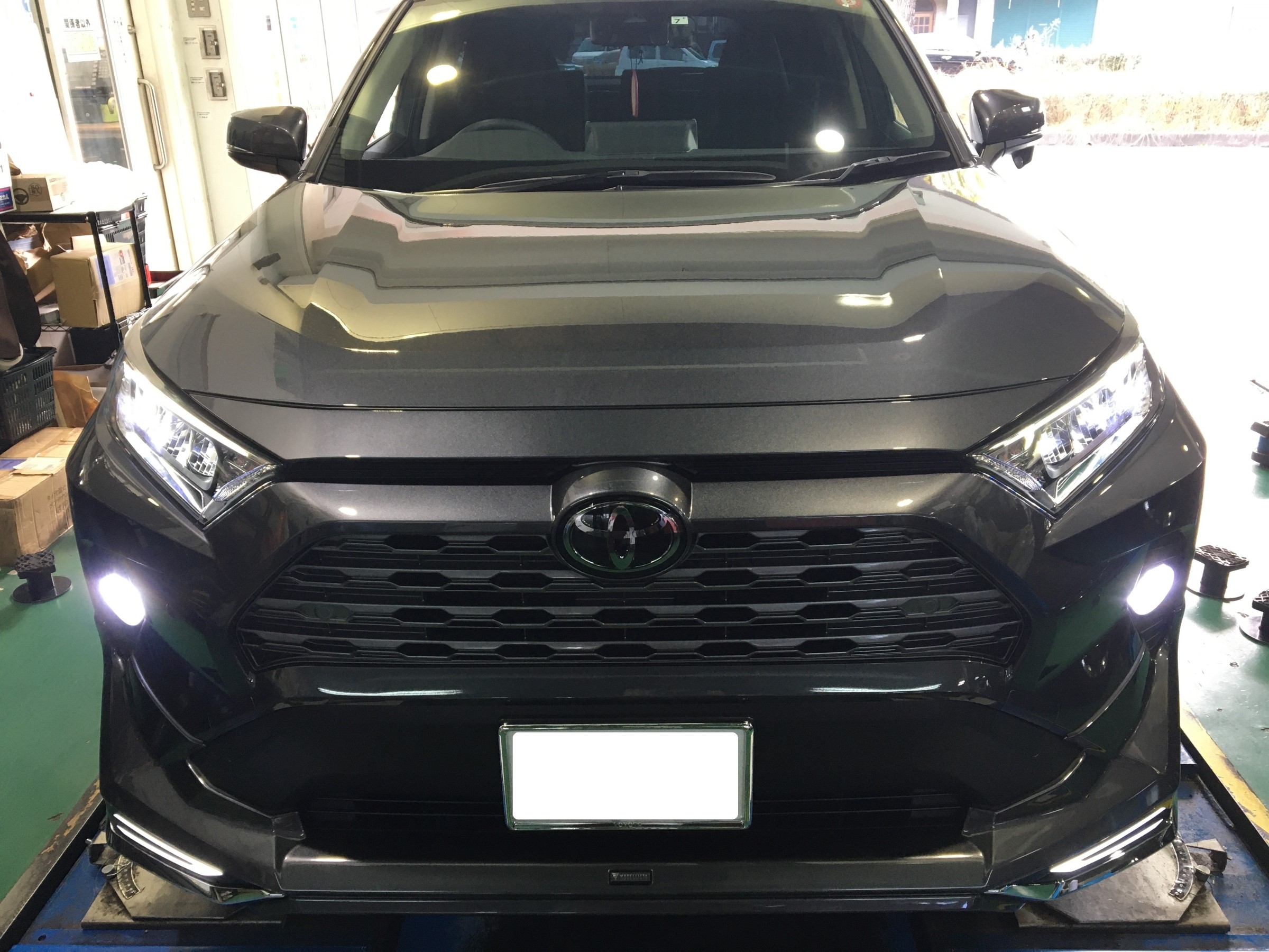 RAV4フォグランプなどLED化です☆ | トヨタ RAV4 その他 パーツ取付