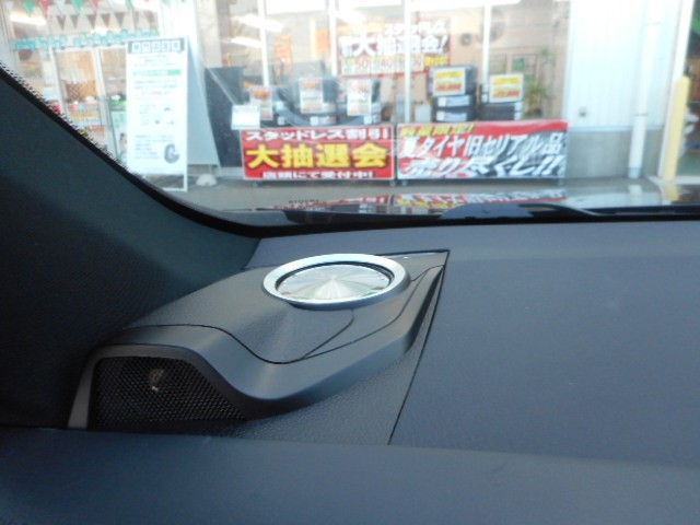 ハリアーにアルパインのスピーカー取付！ | トヨタ ハリアー AV&ナビ