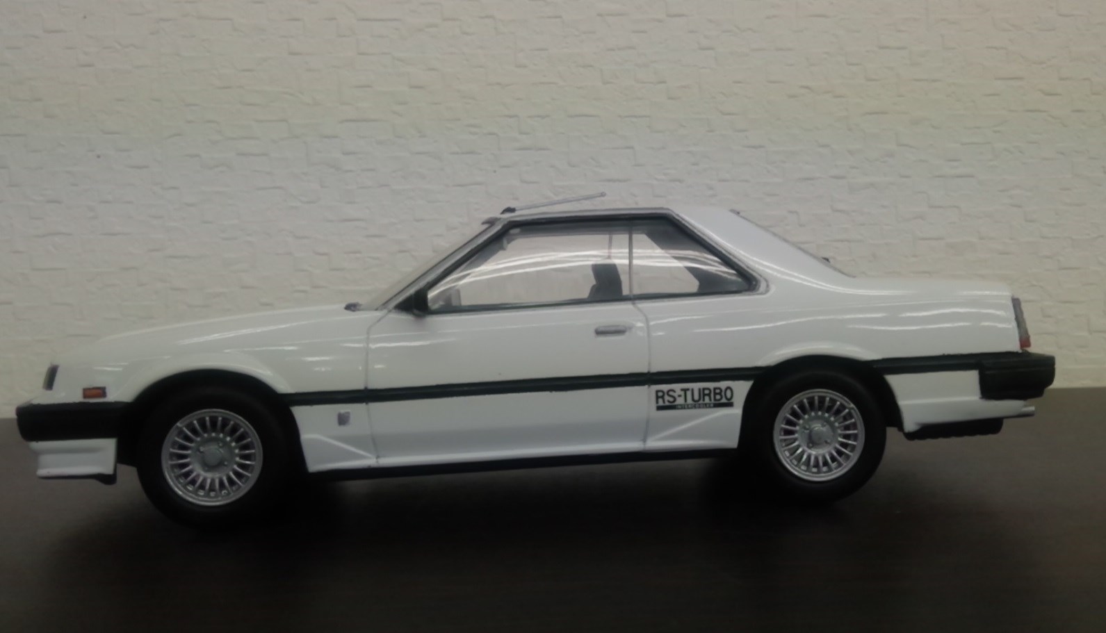 R30スカイラインのプラモデル その２( ಠωಠ) | スタッフ日記 | タイヤ