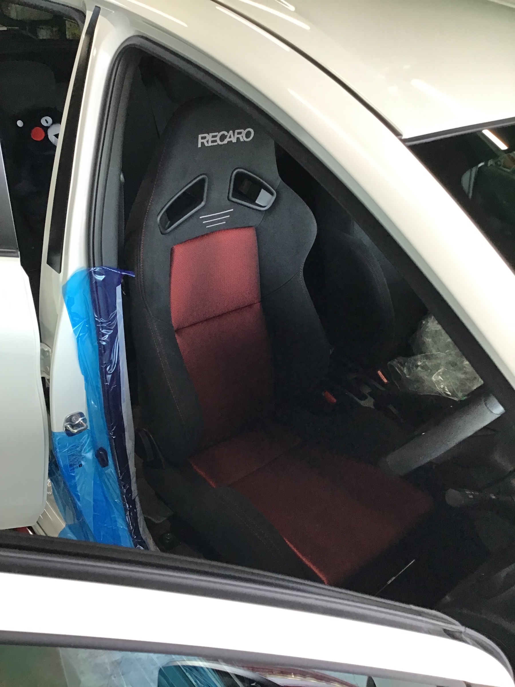 ノートnismo e-Power レカロSR-7を取り付け | 日産 ノートe-POWER その他 パーツ取付 > 各種用品取付 | サービス事例 |  タイヤ館 勝田台 | 千葉県のタイヤ、カー用品ショップ タイヤからはじまる、トータルカーメンテナンス タイヤ館グループ