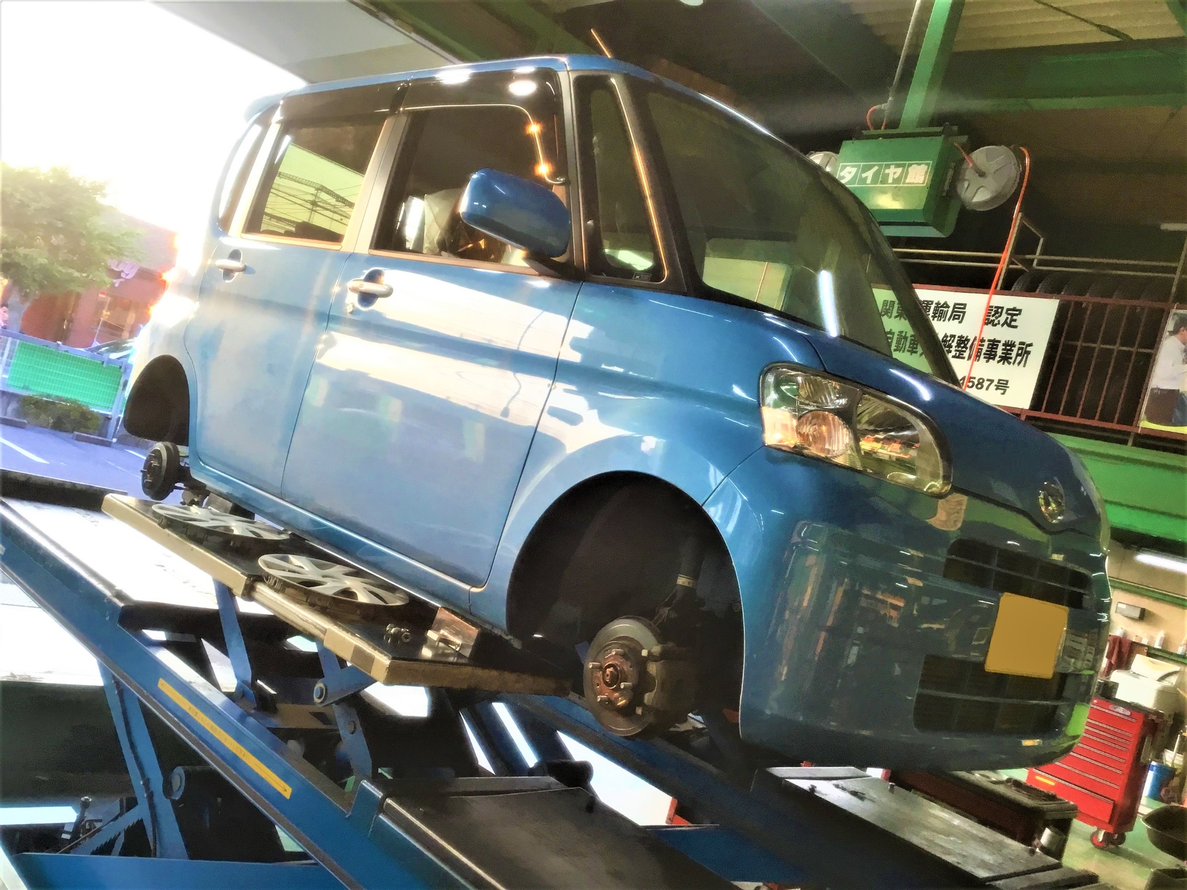 L375s型タント タイヤ交換 ダイハツ タント タイヤ タイヤ ホイール関連 タイヤ ホイール交換 技術サービスブログ タイヤ館 鎌ヶ谷 千葉県のタイヤ カー用品ショップ タイヤからはじまる トータルカーメンテナンス タイヤ館グループ