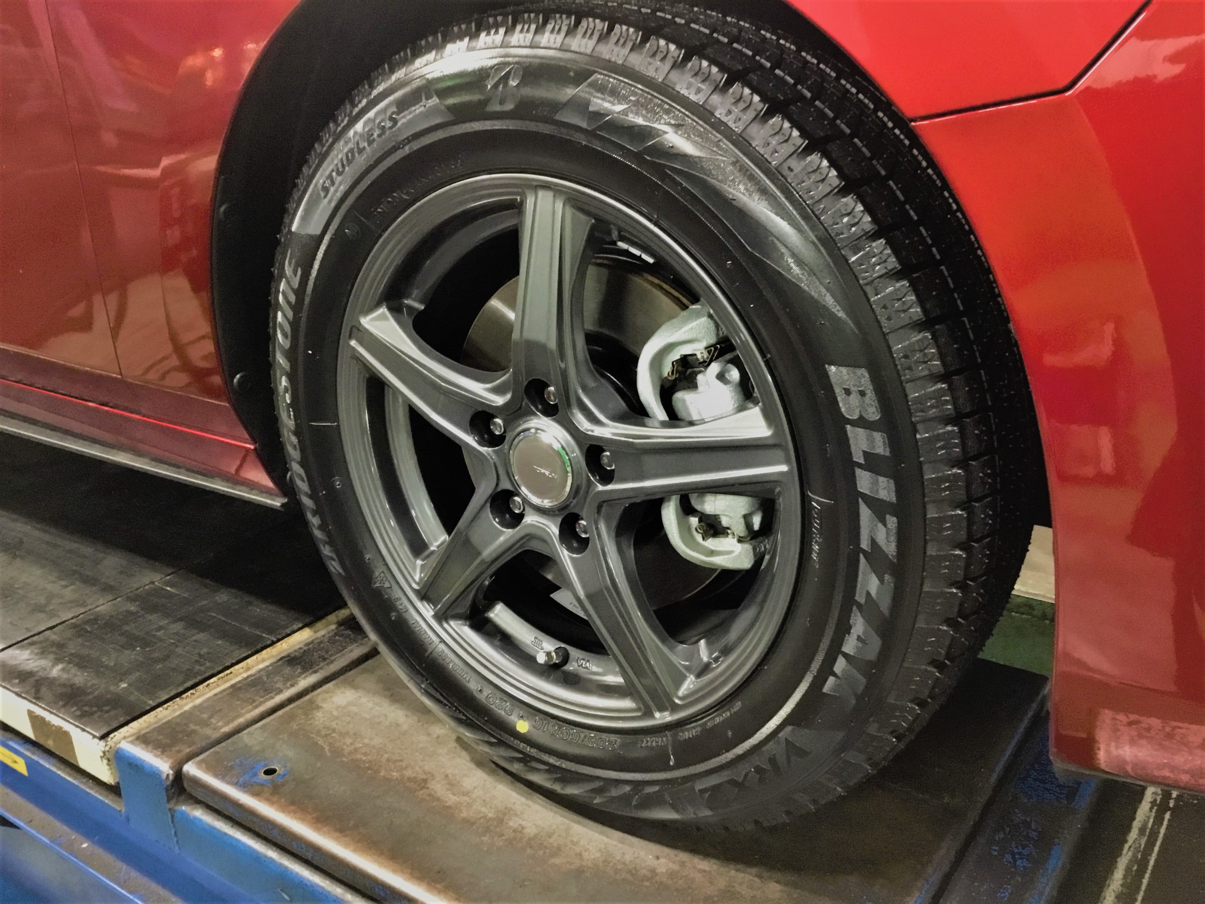 3DA-BP8P型MAZDA3、スタッドレスタイヤ＆アルミホイールセット