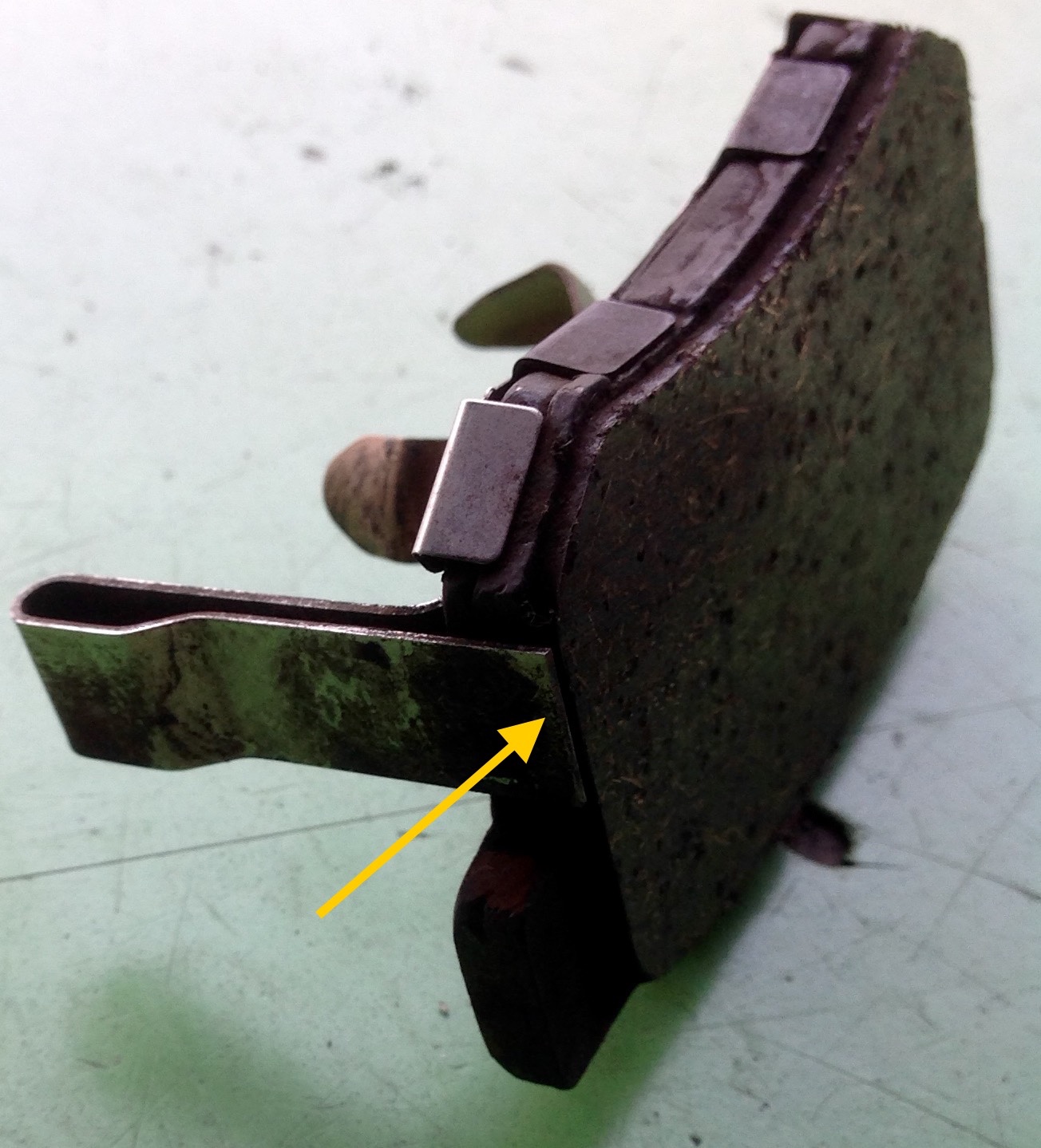 ブレーキパッド点検してますか サービス事例 タイヤ館 グリーンピットつくば研究学園 茨城県のタイヤ カー用品ショップ タイヤからはじまる トータルカーメンテナンス タイヤ館グループ