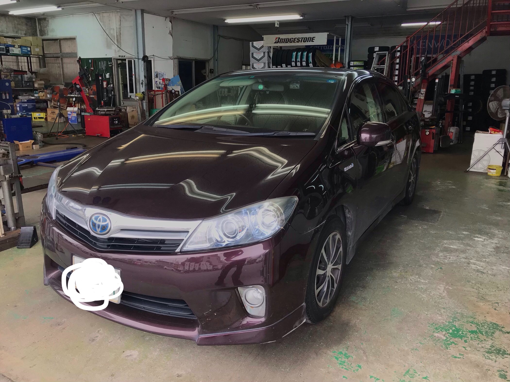 トヨタ Sai ドライブレコーダー取り付け スタッフ日記 タイヤ館 スペース