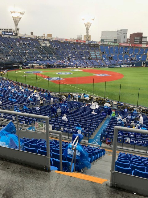 雨 予想 横浜スタジアムへ スタッフ日記 タイヤ館 瀬谷 神奈川県のタイヤ カー用品ショップ タイヤからはじまる トータルカーメンテナンス タイヤ館グループ