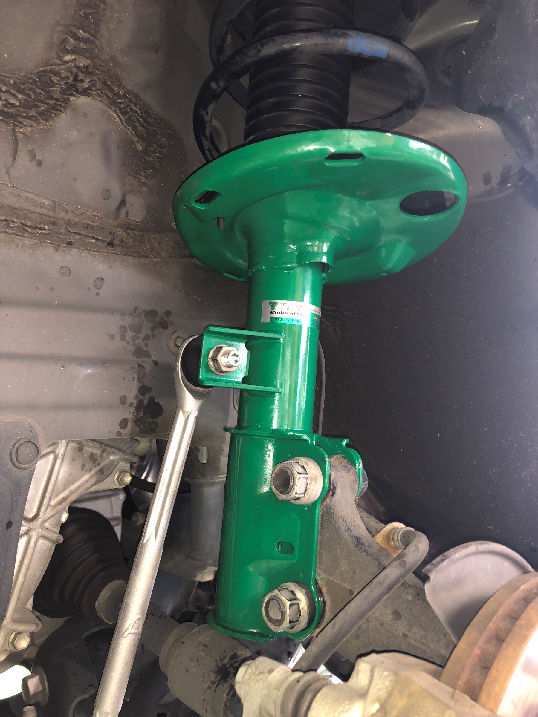超格安一点 TEIN テイン EnduraPro エンデュラプロ 前後set プリウスα