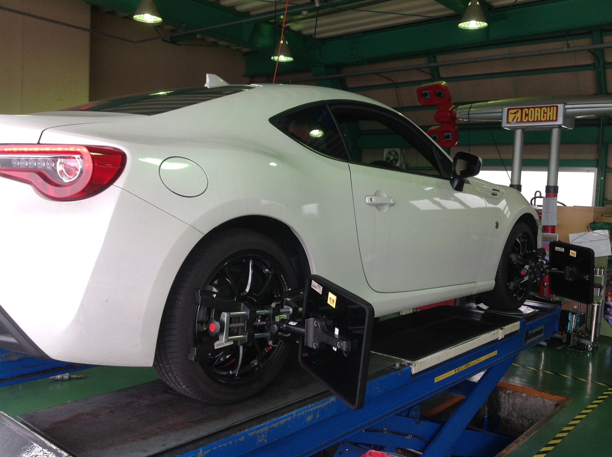 トヨタ86（ZN6）レイズボルクレーシングZE40取付